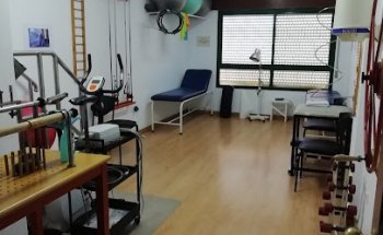 Clínica de Fisioterapia Nazaret Gómez en Cádiz